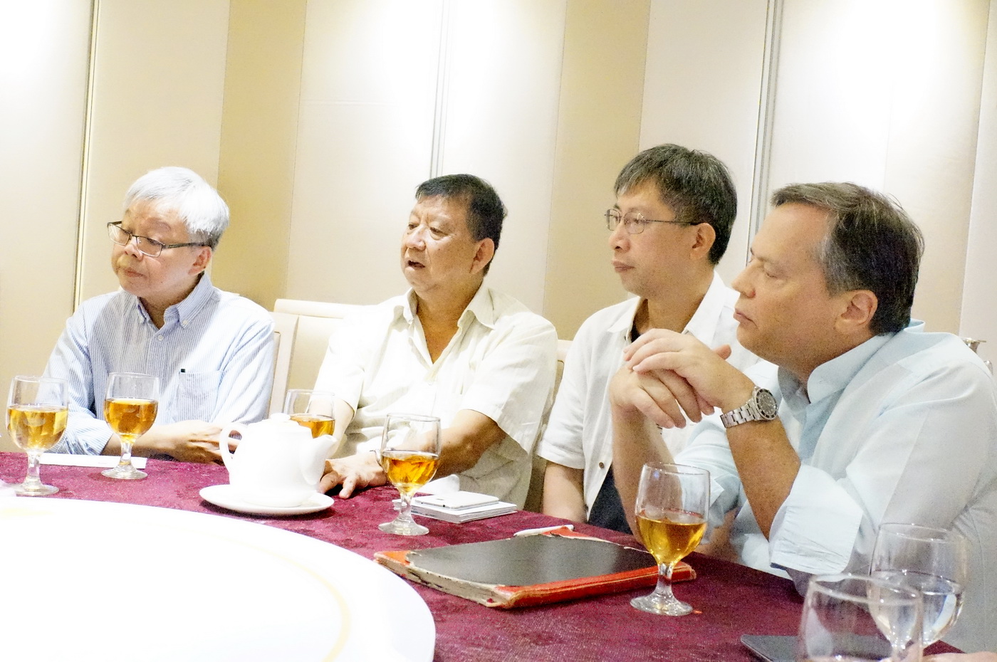 HKPS - meeting 2016-7-21 00071-A_调整大小.jpg