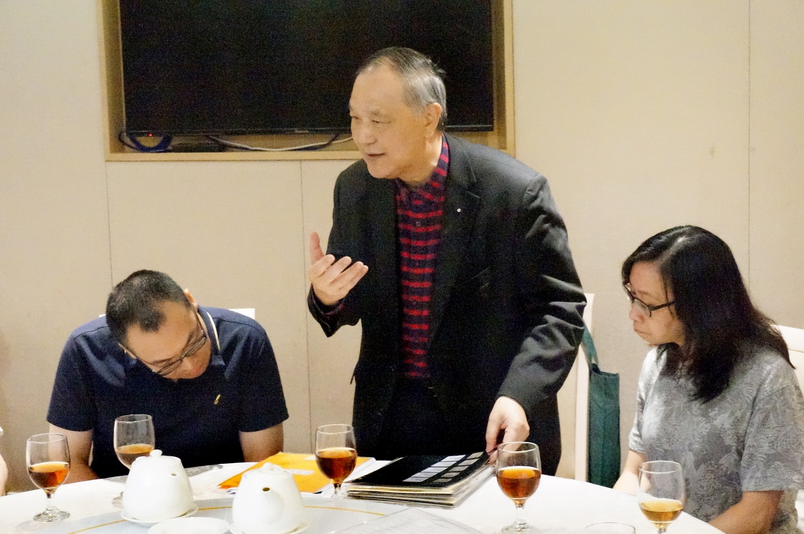 HKPS Meeting 2016-11-17 0029-A_调整大小.jpg