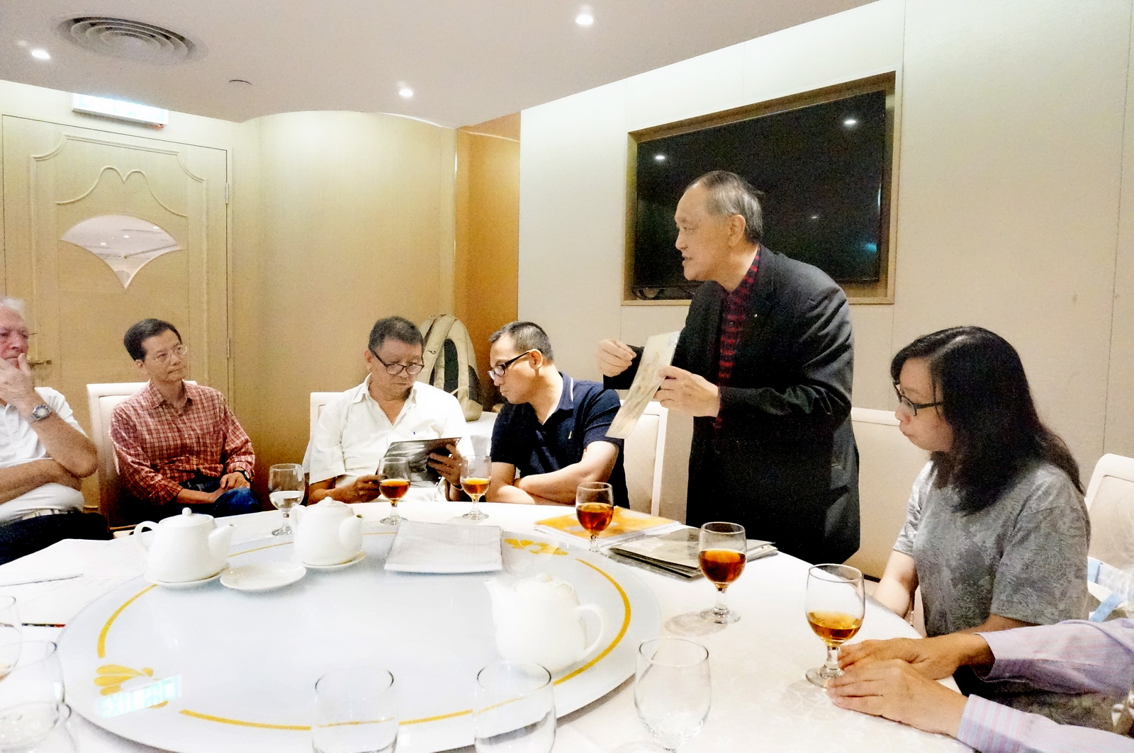 HKPS Meeting 2016-11-17 0044-A_调整大小.jpg