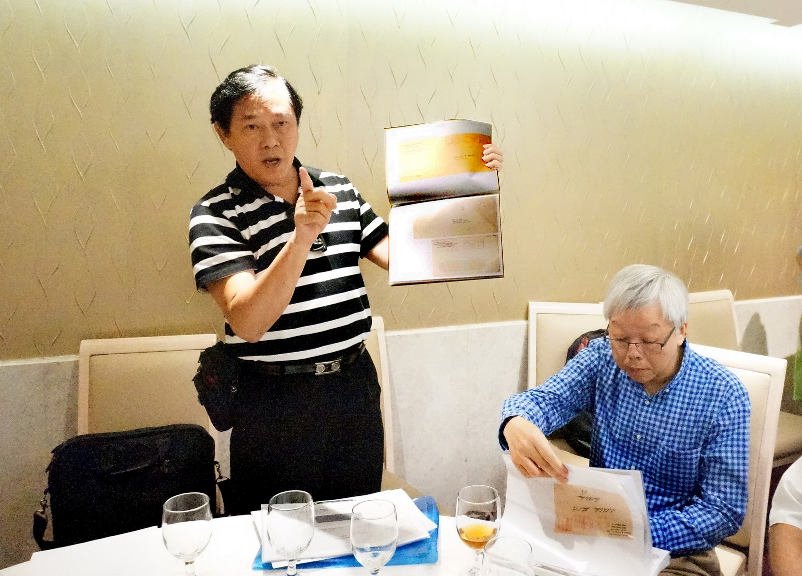 HKPS Meeting 2016-11-17 0226-A_调整大小.jpg